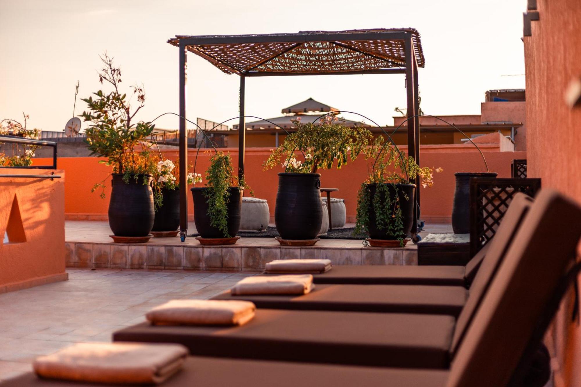 Riad L'Ecole Marrakesh Bagian luar foto