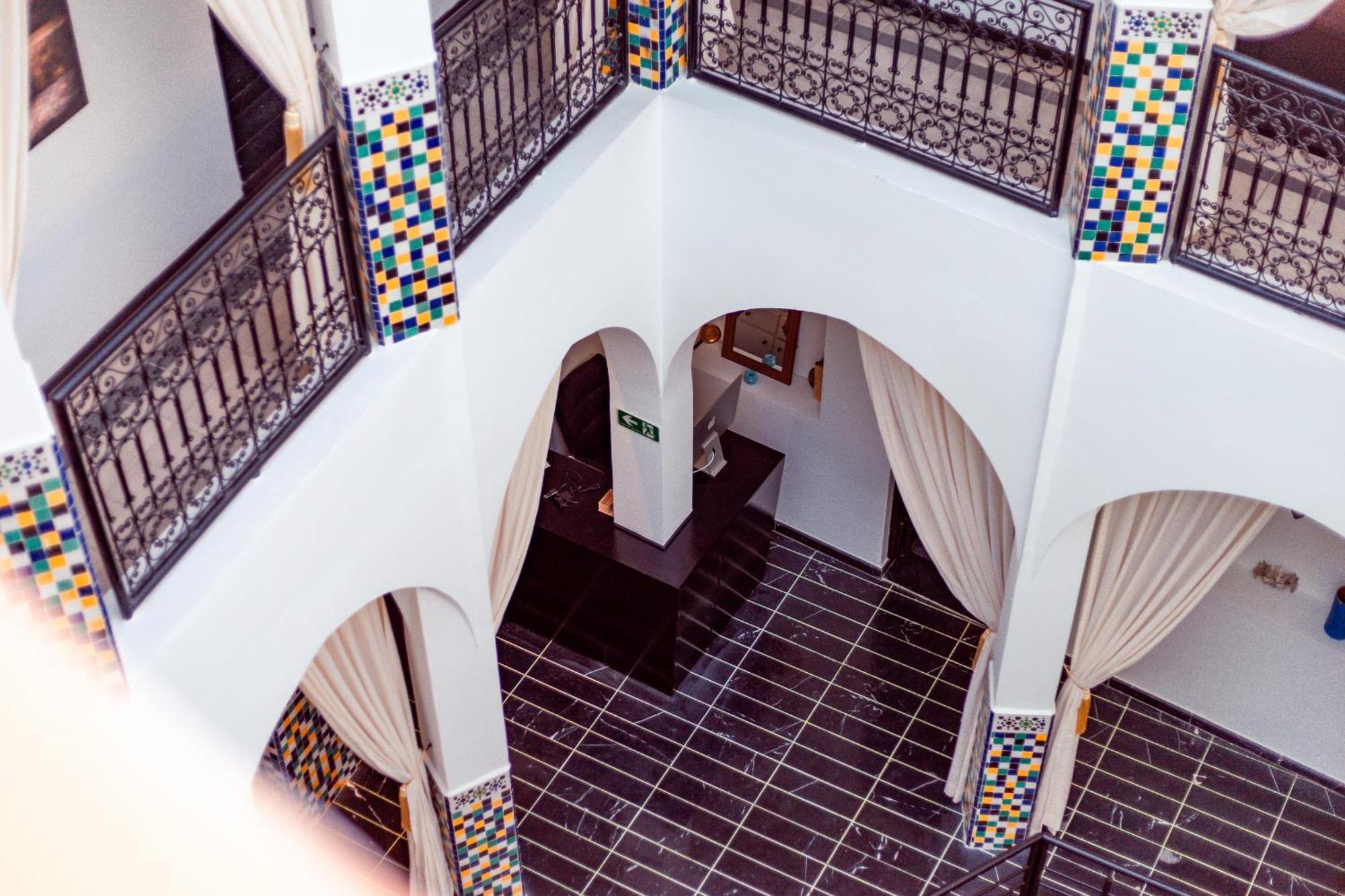 Riad L'Ecole Marrakesh Bagian luar foto