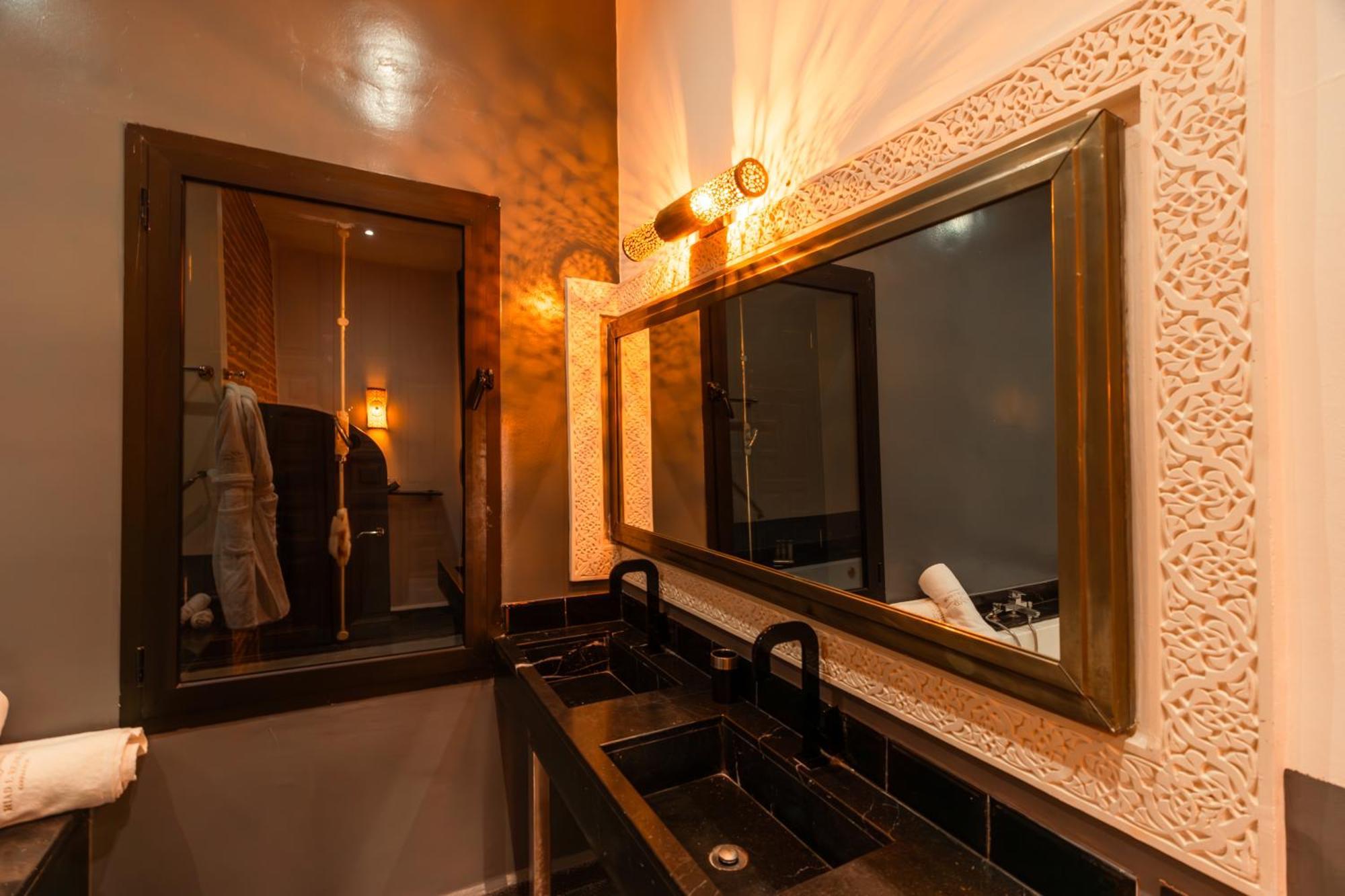 Riad L'Ecole Marrakesh Bagian luar foto